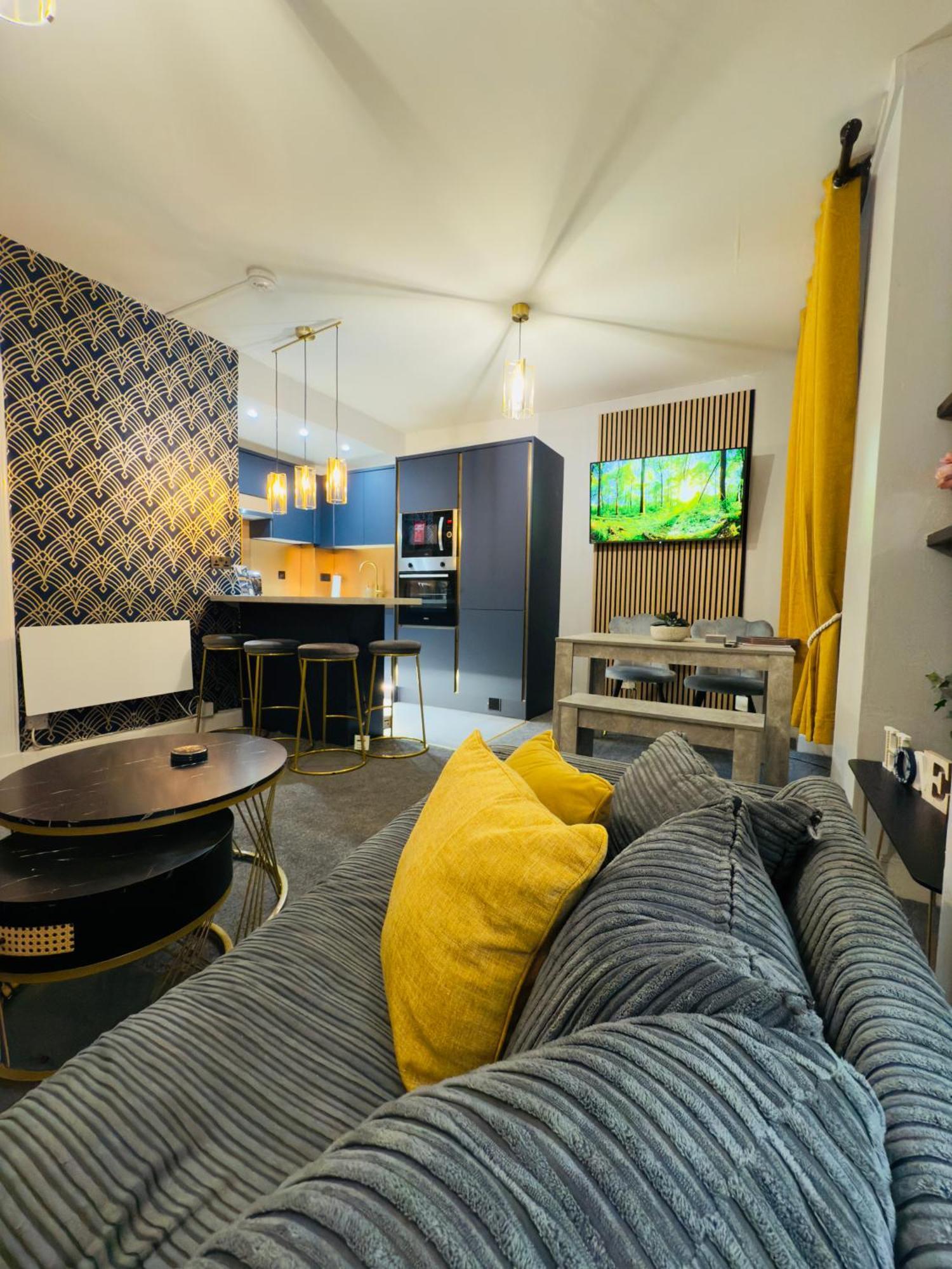 Two Bedroom Apartment-Central Edinburgh-Old Town-Licensed Экстерьер фото