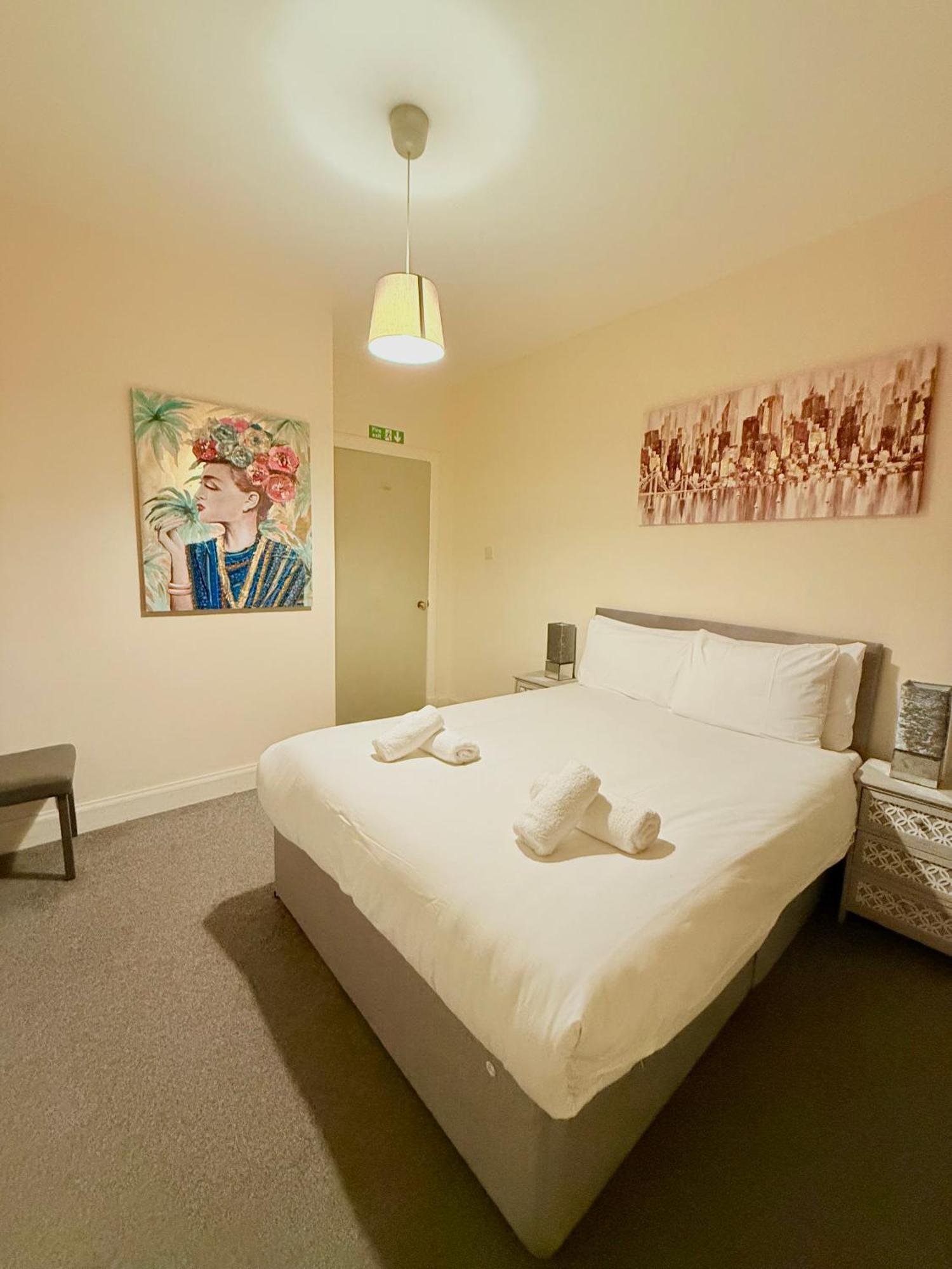 Two Bedroom Apartment-Central Edinburgh-Old Town-Licensed Экстерьер фото